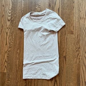 Lululemon Speedy T-Shirt